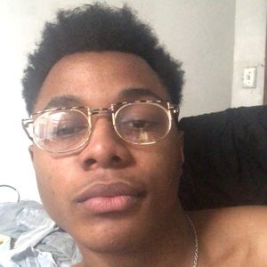 Meet your Posher, Khalif